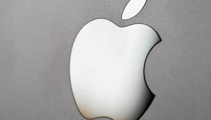 Apple Apple