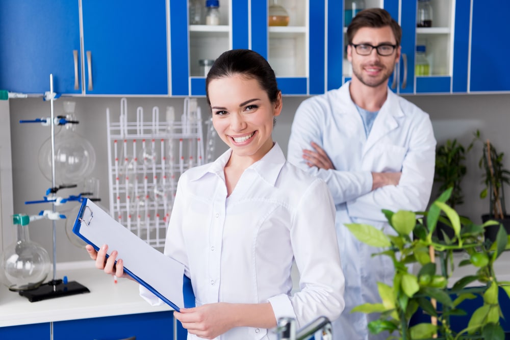 Quando Usar NanoDrop Ou Espectrofotômetro Convencional Na Análise Biomolecular